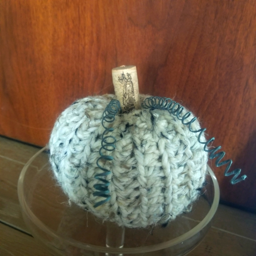 Small crocheted pumpkin